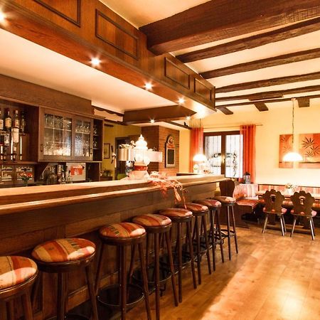 Hotel- Restaurant Zum Hirsch Großenlüder Esterno foto